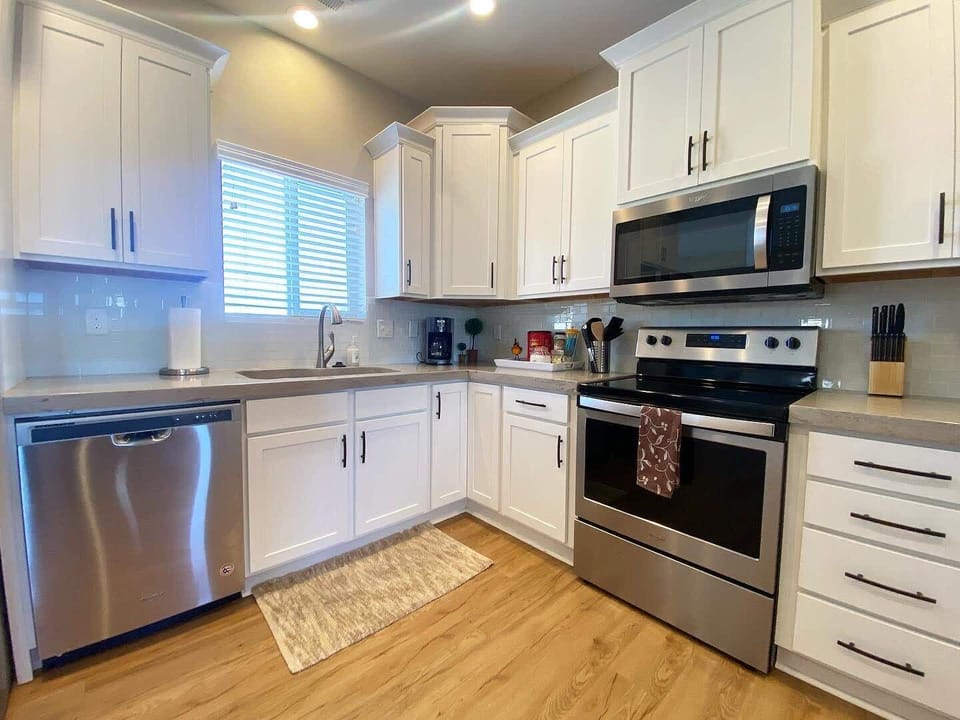 Start your day right! We've got you covered with modern appliances, complimentary coffee, and all the fixings.