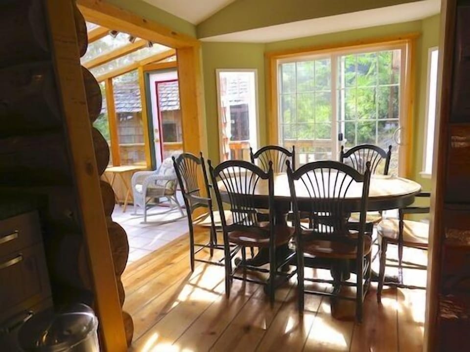 Dining area leading to the sun room