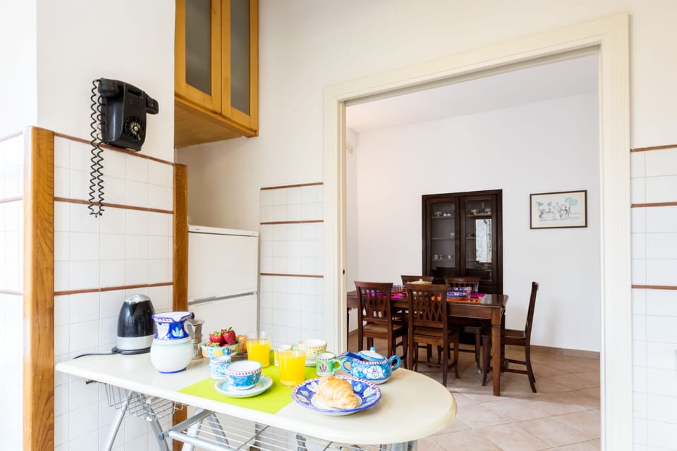 Apartment, 2 Bedrooms | In-room dining