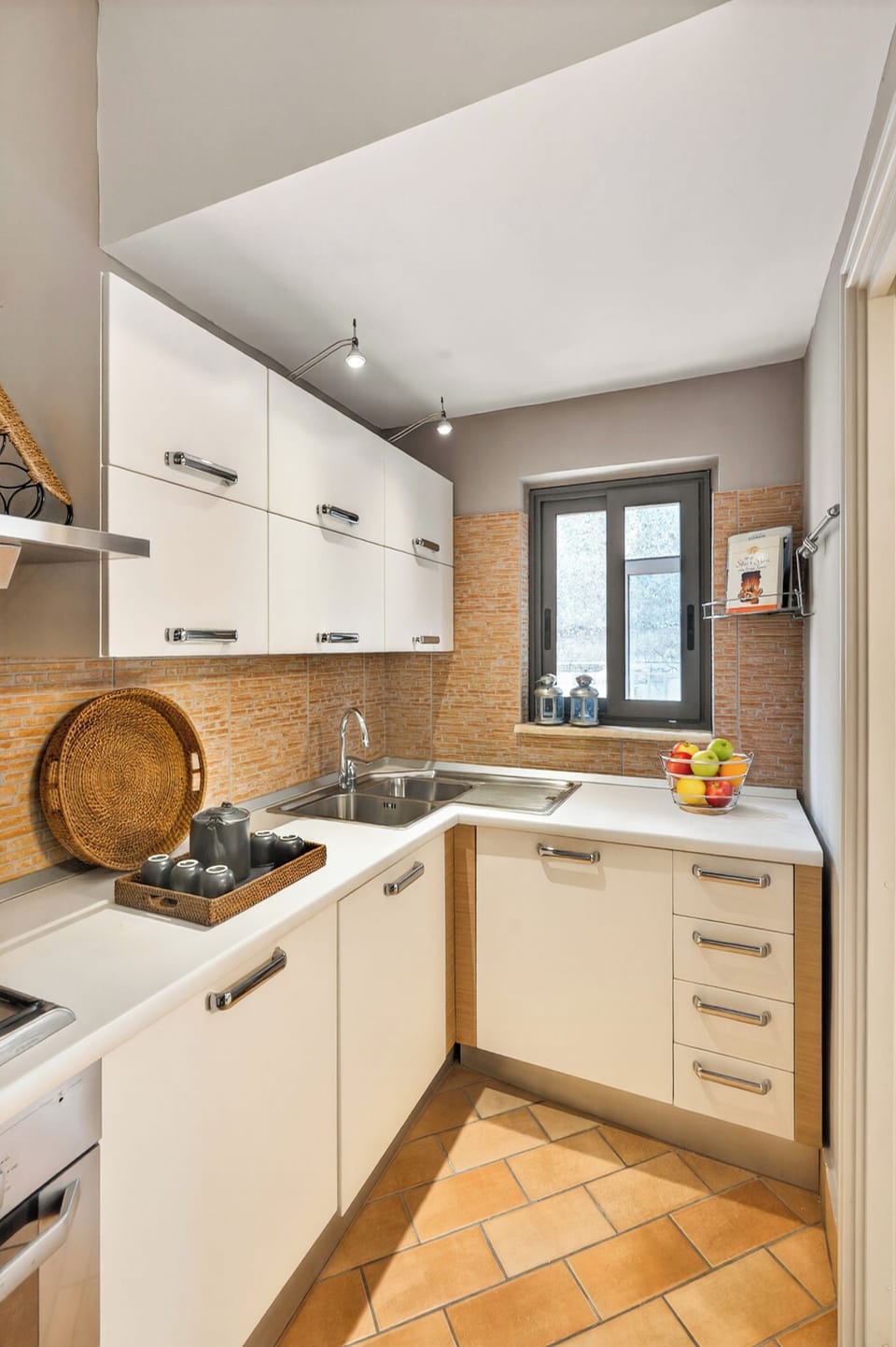 Apartment, 2 Bedrooms | Private kitchen | Full-size fridge, microwave, oven, stovetop
