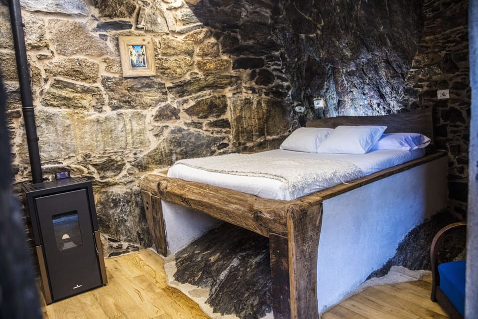 Double Room (Treixadura) | Free WiFi, bed sheets