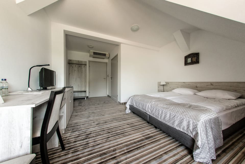 Standard Double or Twin Room (3) | Desk, blackout drapes, iron/ironing board, rollaway beds