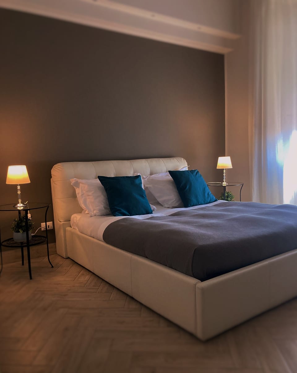 Deluxe Double Room | Down comforters, desk, blackout drapes, soundproofing