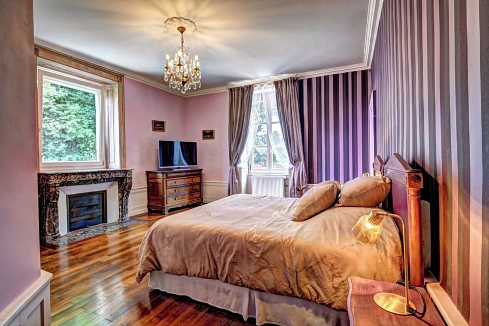 Family Double Room | 1 bedroom, blackout drapes, soundproofing, WiFi (free)