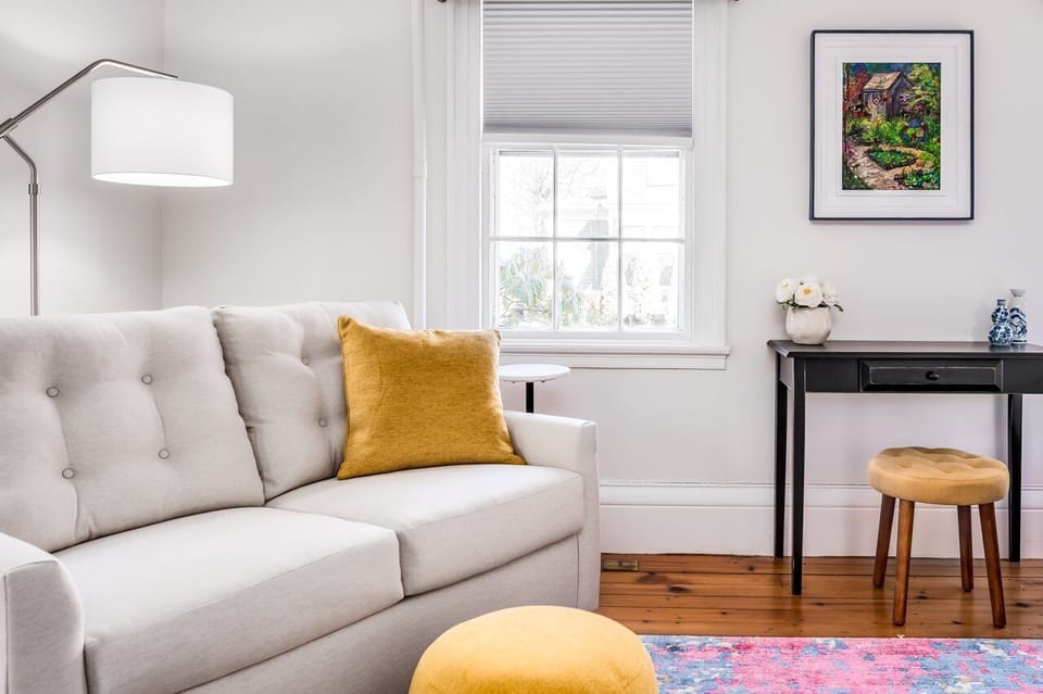 The Ranger Suite – Main House | Living area | 24-inch flat-screen TV with cable channels, TV