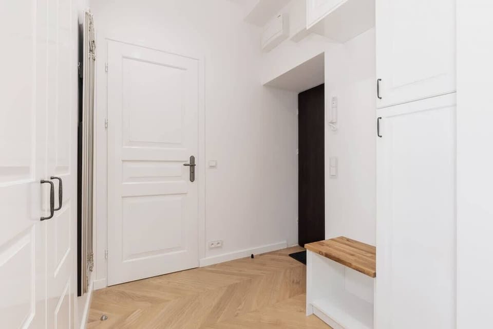 Interior of Starowiślna 54/21 with wardrobe
