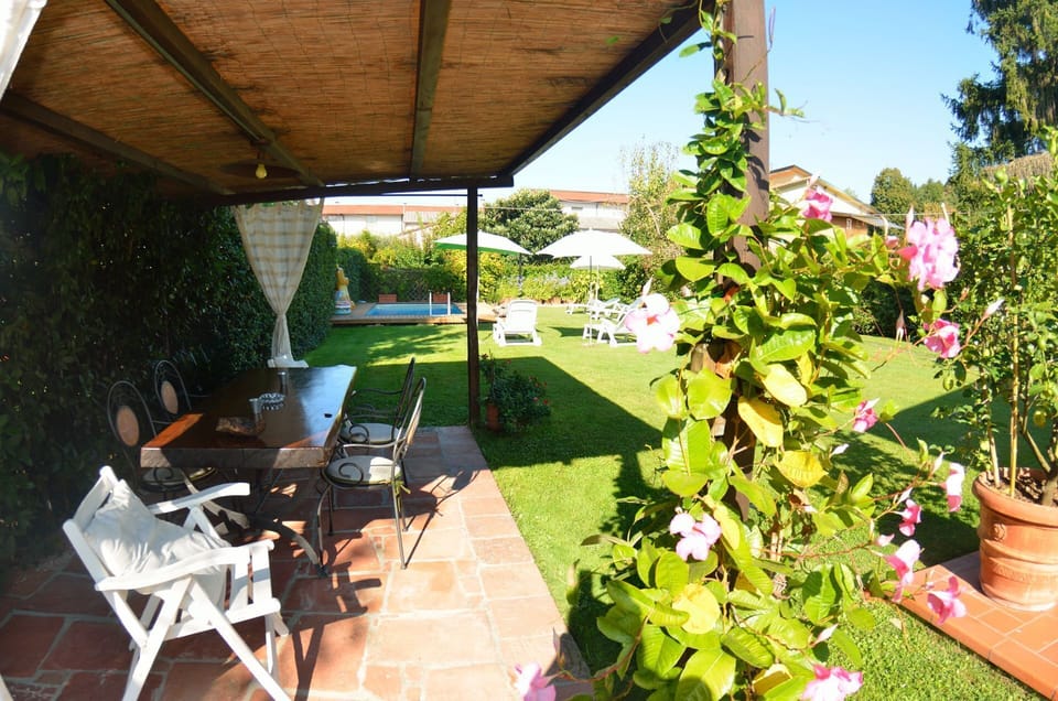 Balcony / Terrace / Patio, Garden, Outdoor