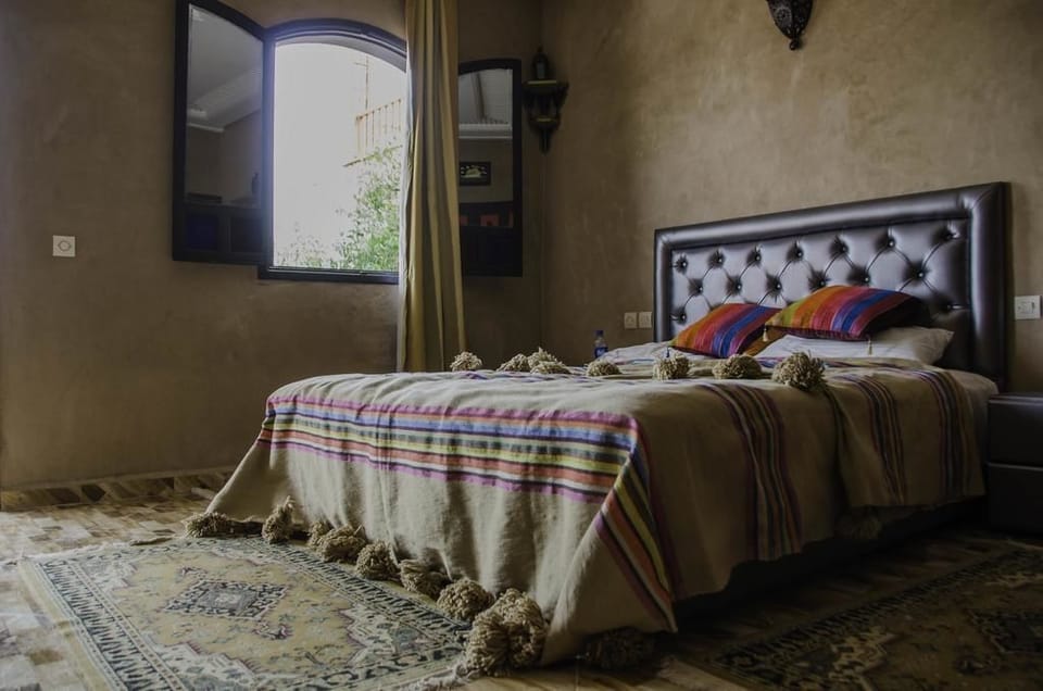 Basic Room, Lake View | Individually decorated, blackout drapes, iron/ironing board