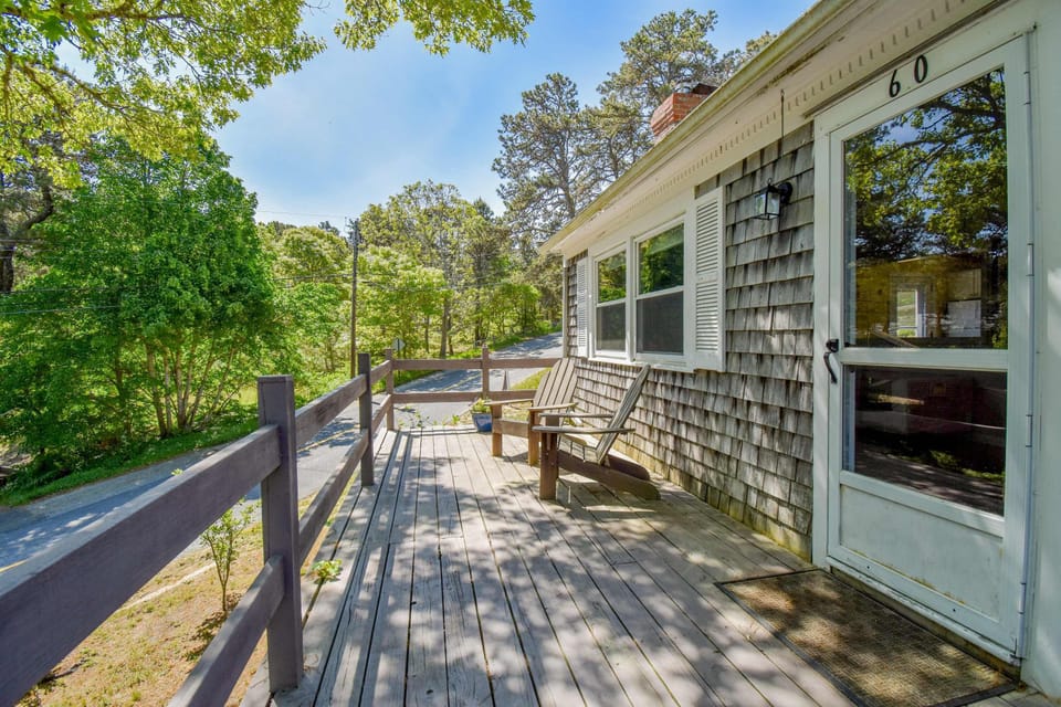 Seating on the deck