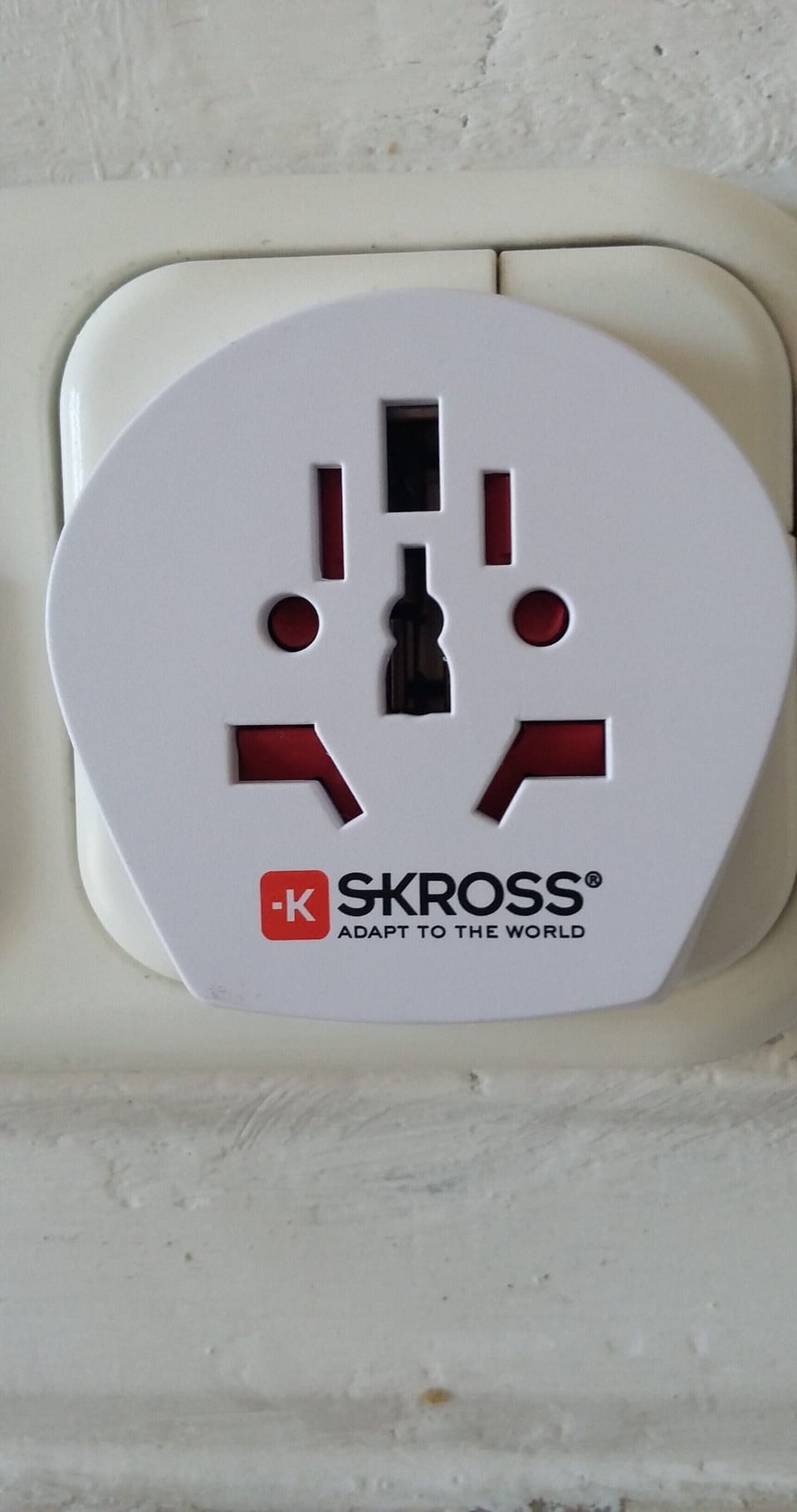 Universal socket