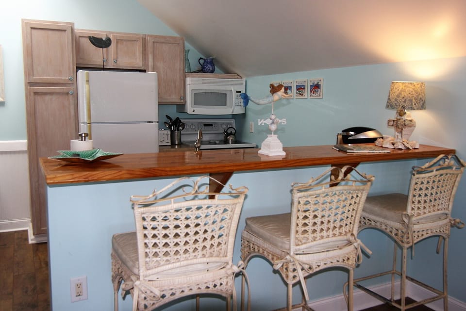 Fully stocked kitchen.