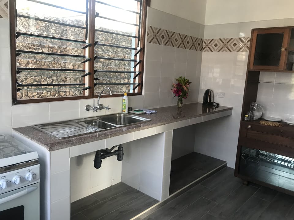 fully equipped kitchen.