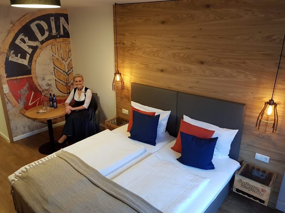 Deluxe Double Room | In-room safe, desk, blackout drapes, free WiFi
