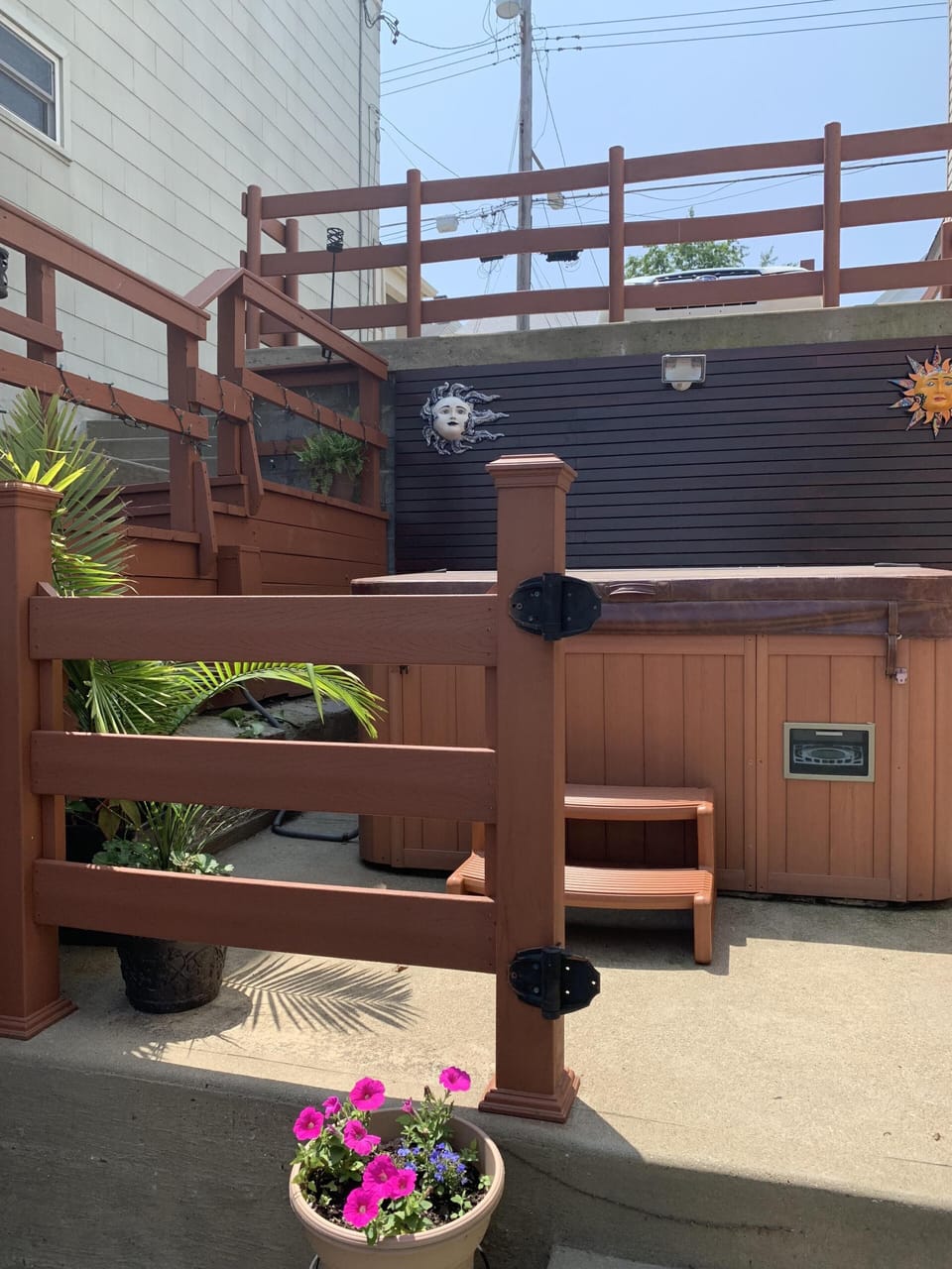 Year round hot tub