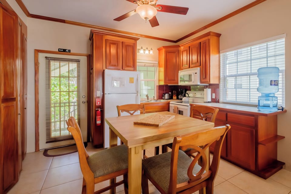 Kitchen and dining area