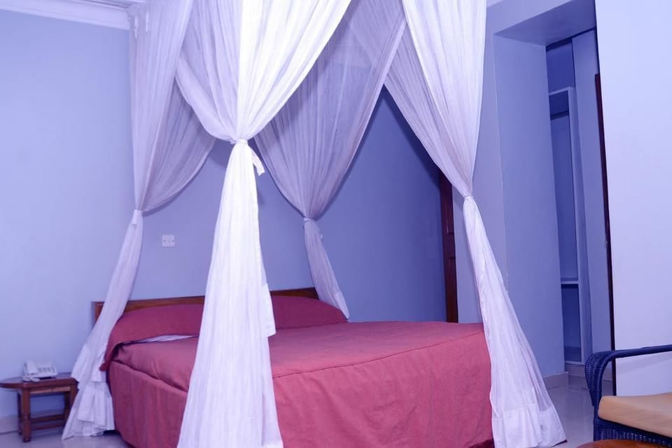 Comfort Double Room | Premium bedding, desk, free WiFi, bed sheets