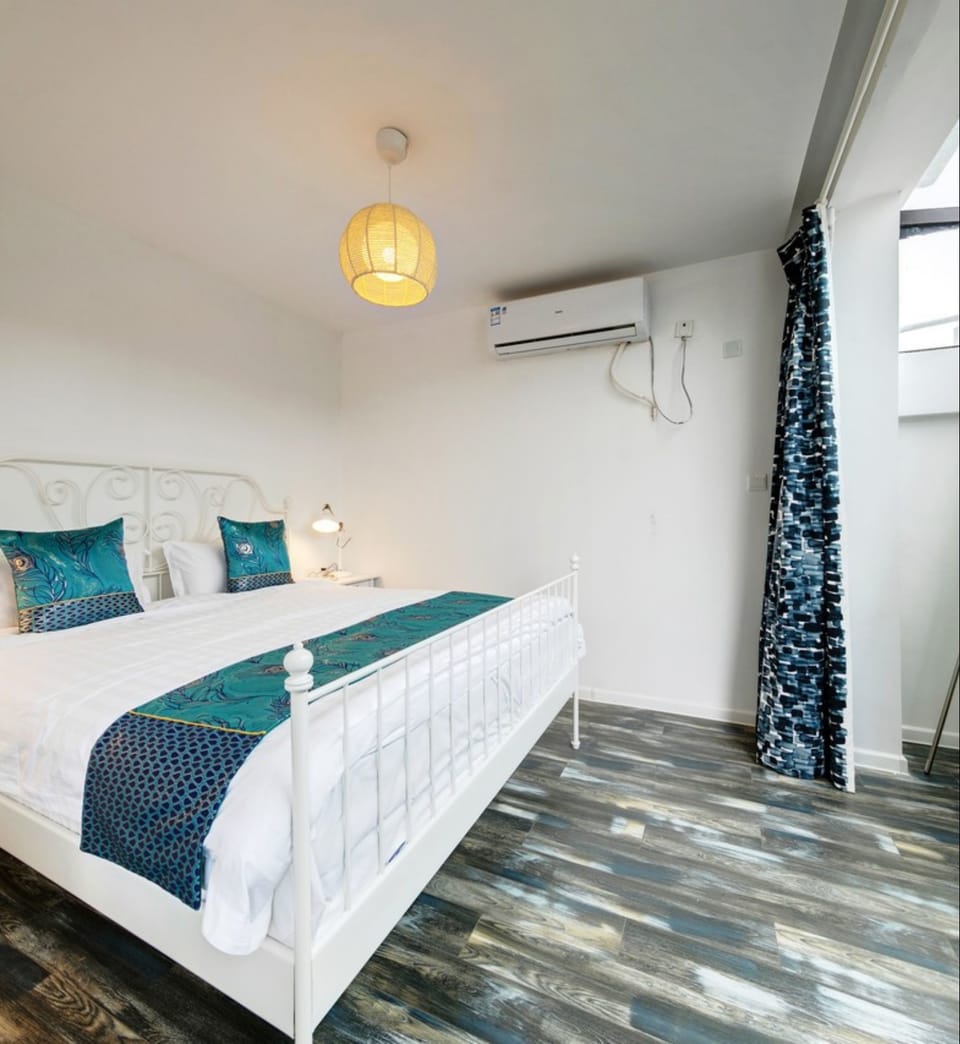 Villa, 2 Bedrooms | 2 bedrooms, desk, blackout drapes, WiFi (free)