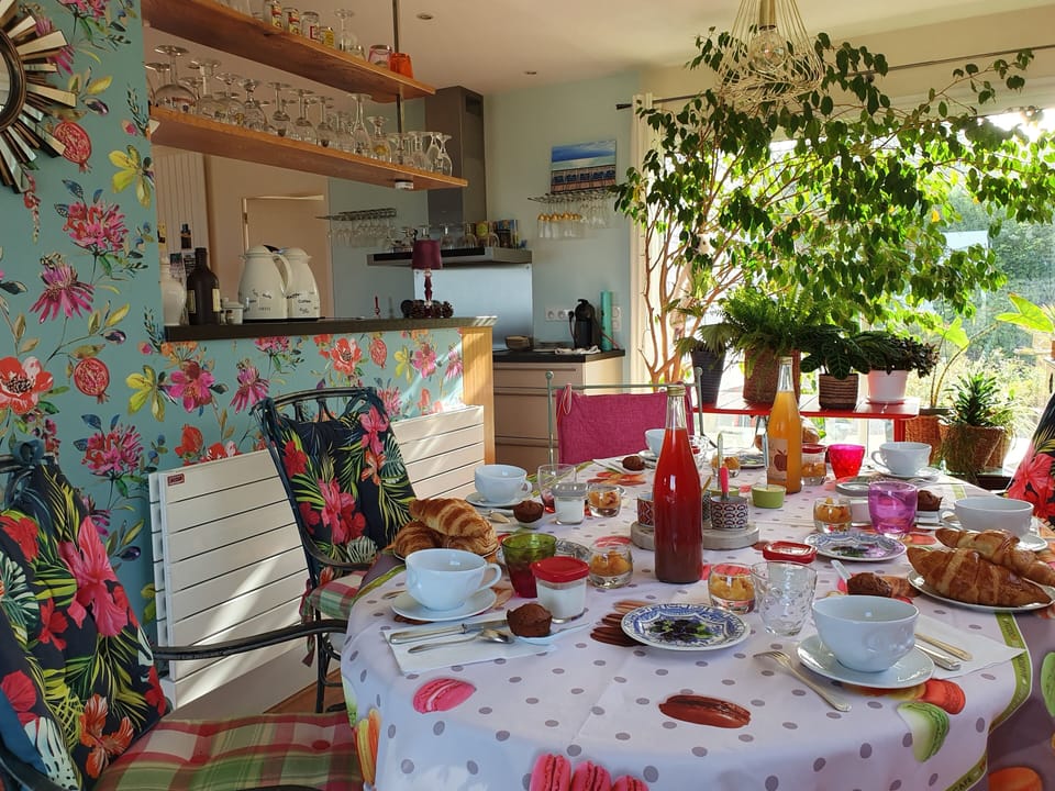 Free daily local cuisine breakfast