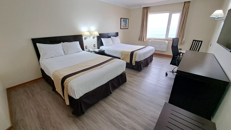 Double Room, Ocean View | Premium bedding, minibar, in-room safe, desk