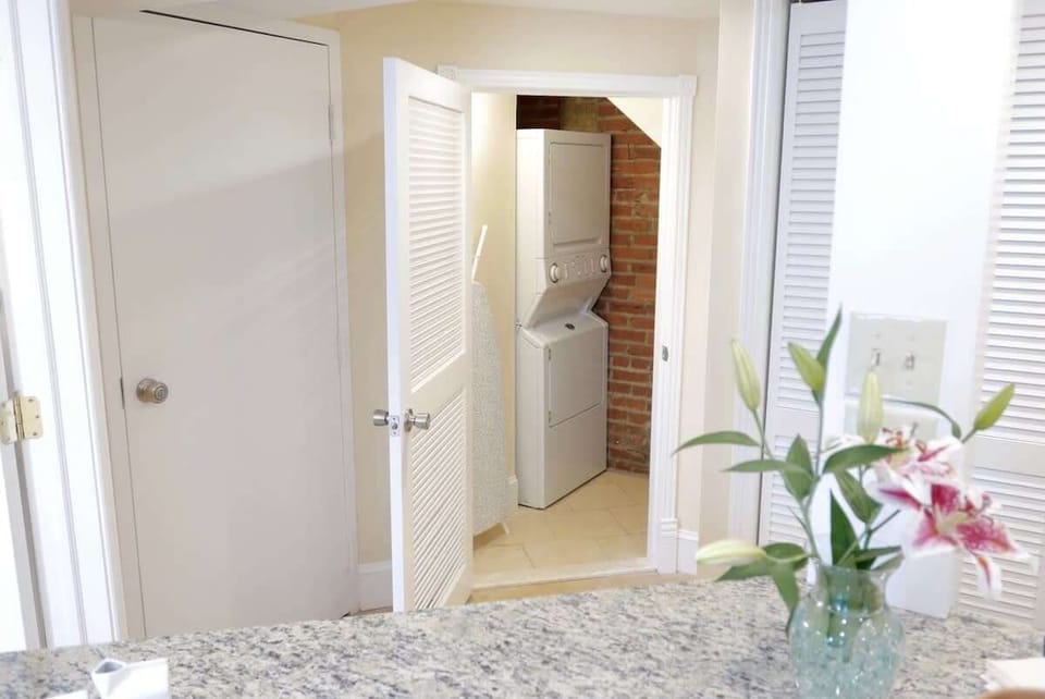 Washer & Dryer included 