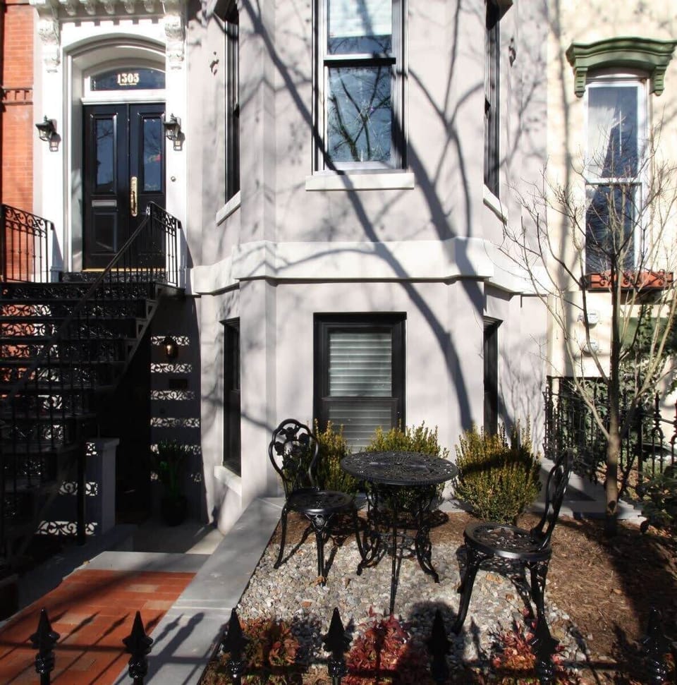 Curb Appeal and Outdoor Seating 