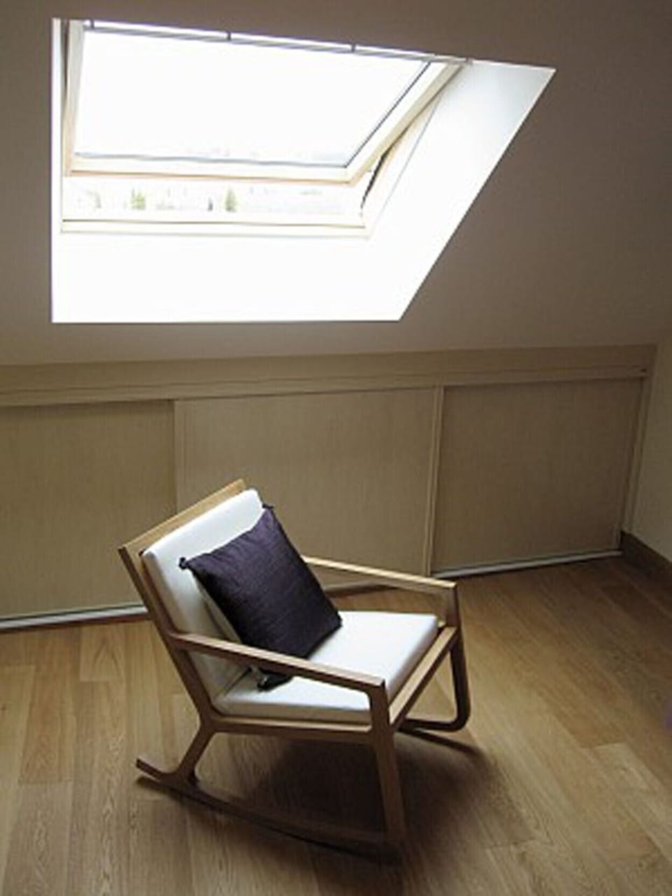 Bedroom easy chair