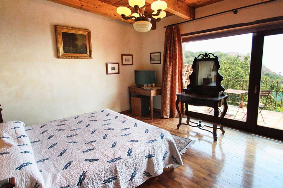 Accommodation