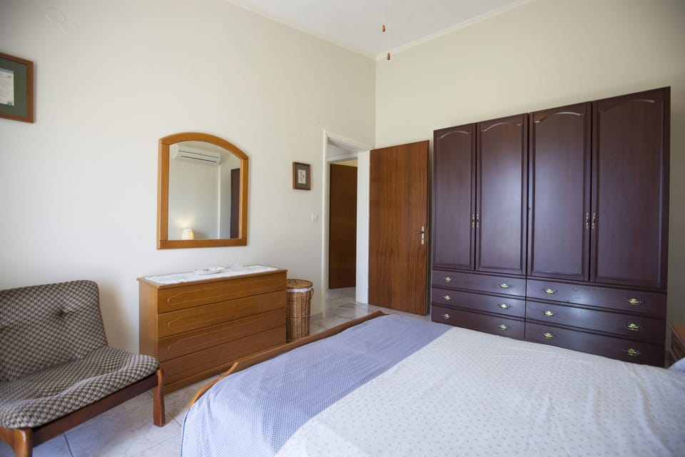 Master bedroom.