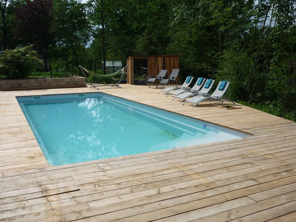 Pool, 10m x 4m
