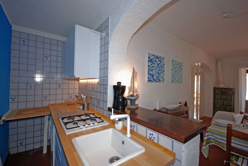 Fully equipped kitchen, completely renovated in 2017