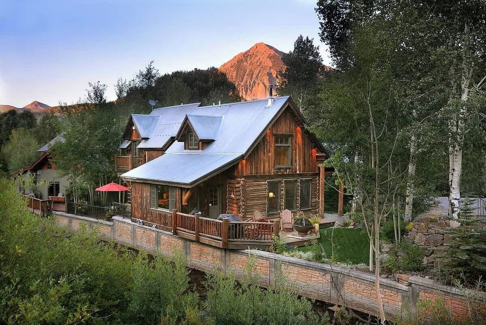 Fantastic Cabin on Coal Creek