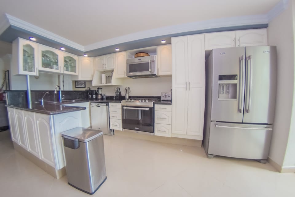Kitchen with all the amenities.