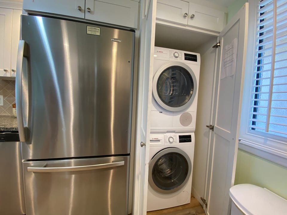 Stackable washer and dryer