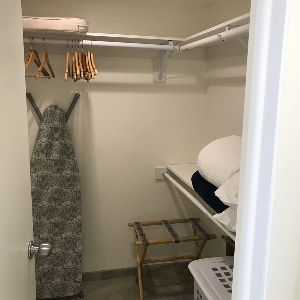 Walk-in closet master bedroom 