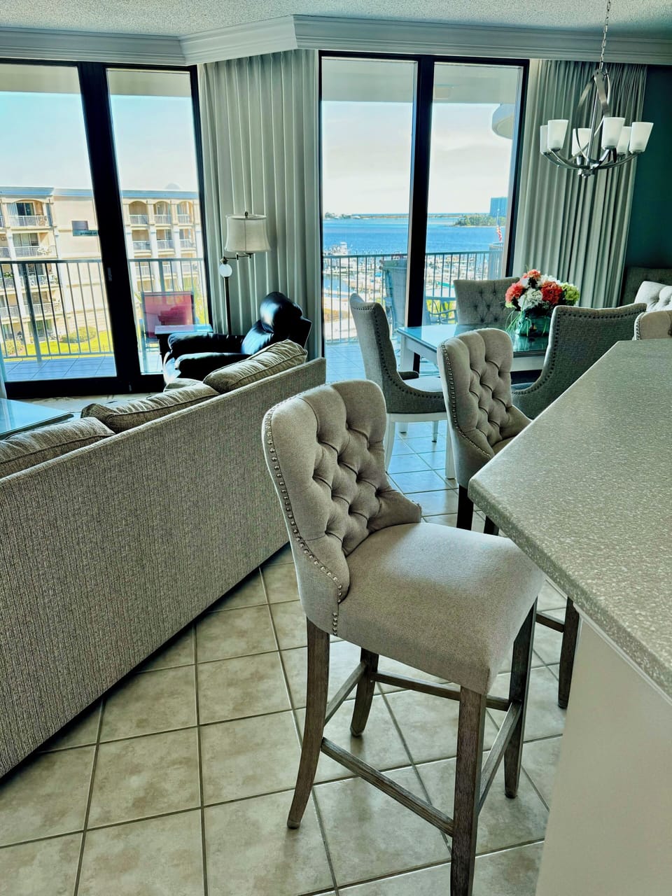 kitchen bar stools
