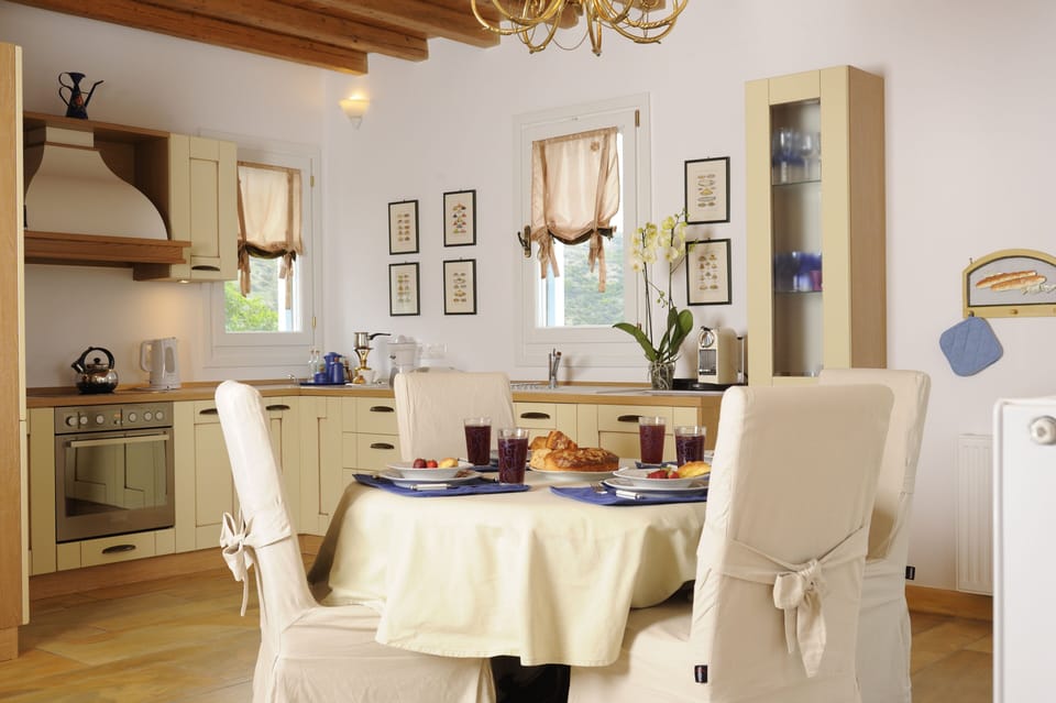 Prepare breakfast in your own kitchen in our self-catering villa in Andros