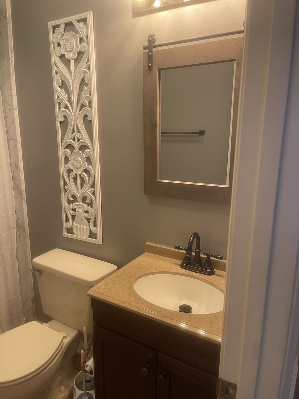 Guest/Hall Bathroom