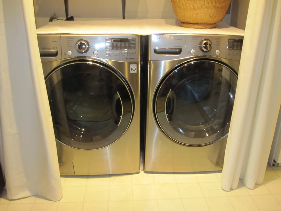 full size washer/dryer