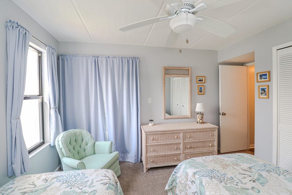 St. Augustine Beach Rentals Guest Bedroom
