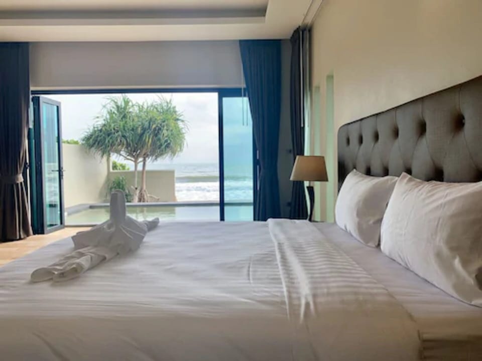 Beach Pool Residence Villa | In-room safe, desk, blackout drapes, WiFi (free)