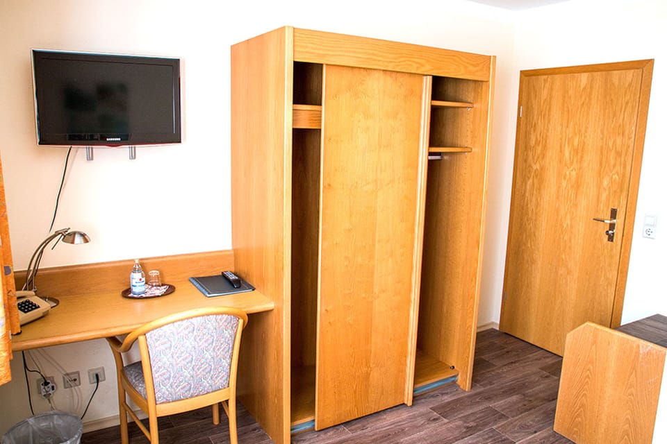 Single Room | Room amenity