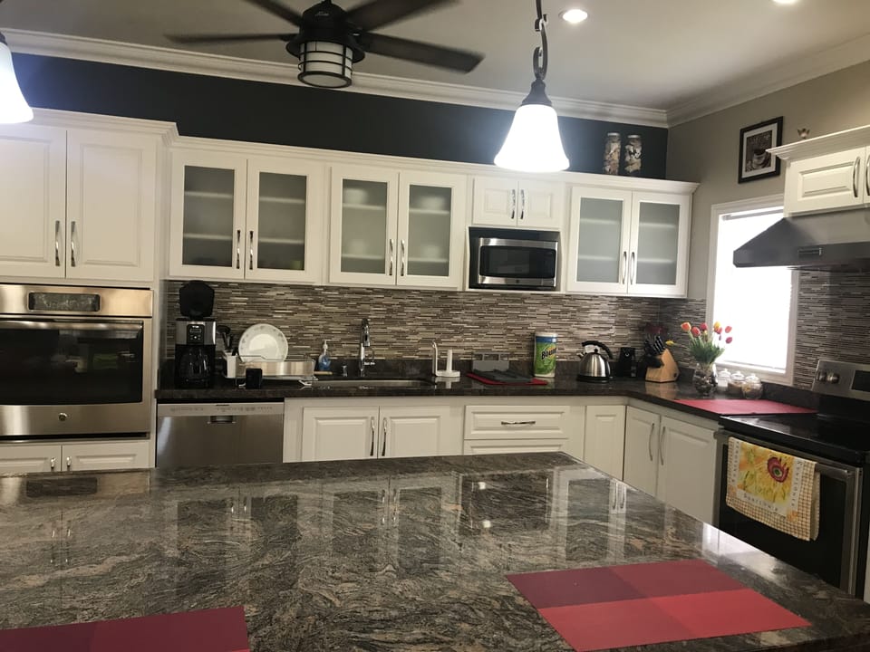 Spacious Kitchen featuring 10ft breakfast nook