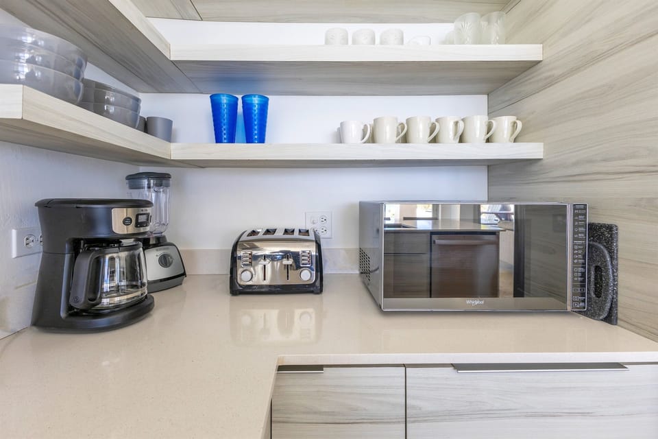 Fully equipped kitchen