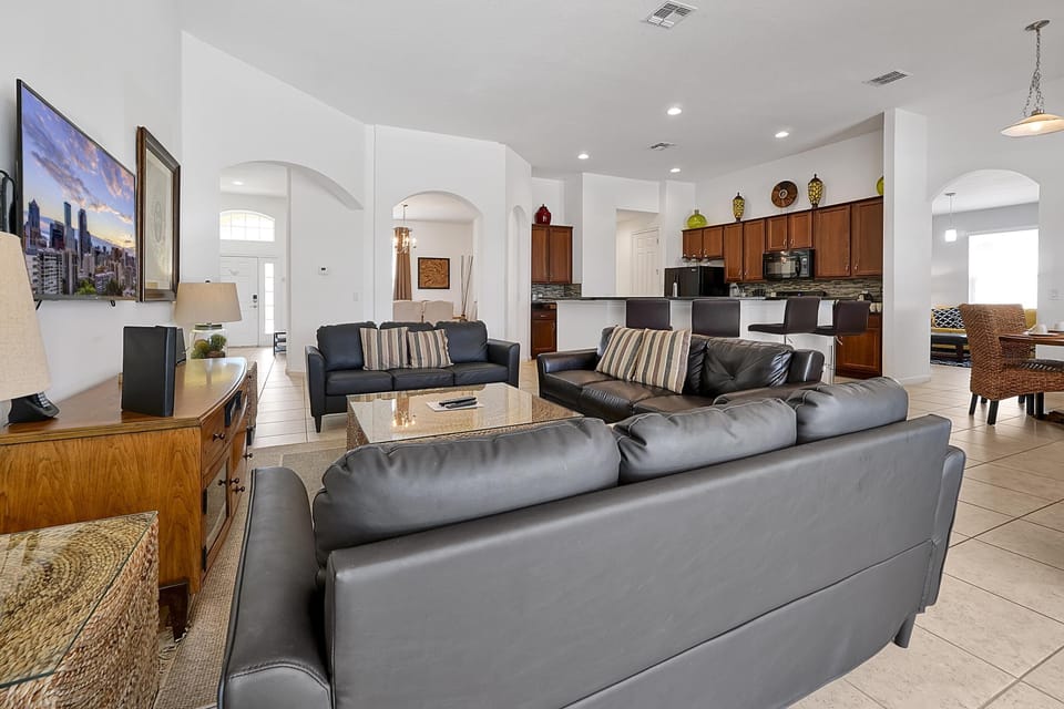 04LoungeArea051023