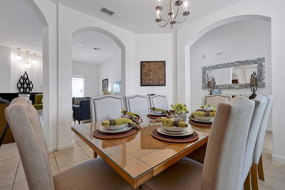 14DiningTable051023