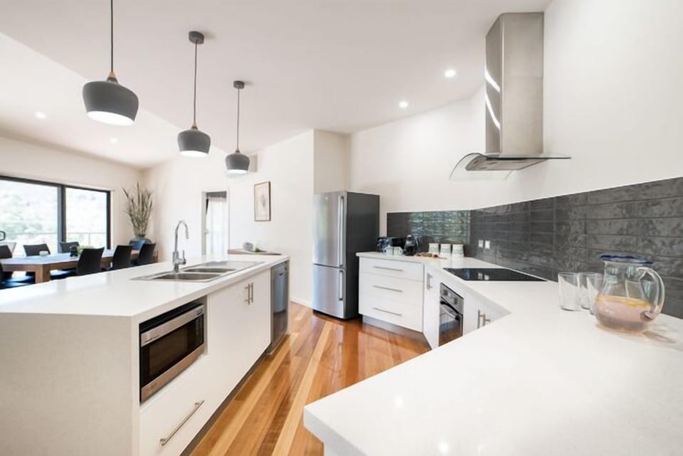 Modern kitchen