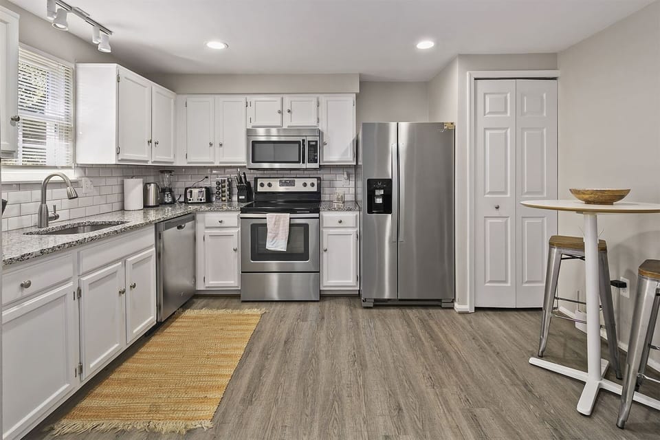 Spacious kitchen allows the family chef to easily maneuver