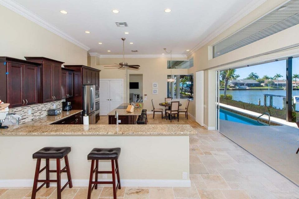 Southern Comfort Living Area