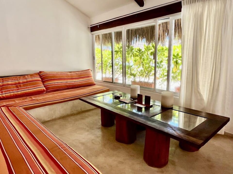 Vanilla Loft | Living area