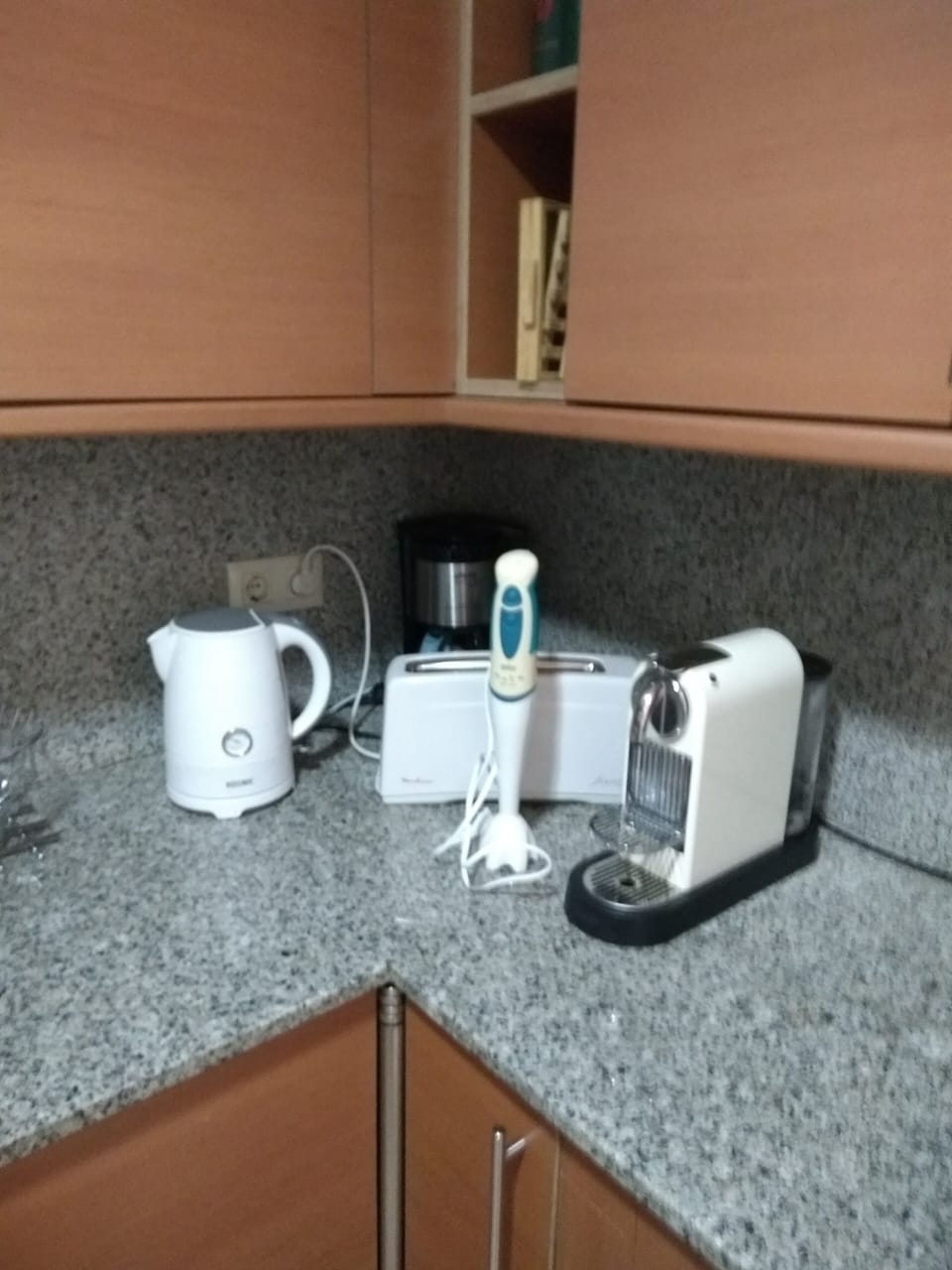 Equipamiento de pequeños electrodomésticos de cocina
